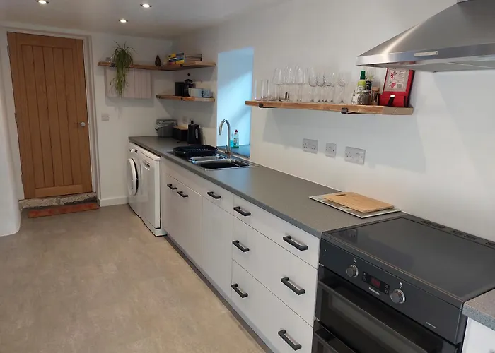 Swallows Rest Cottage - 3 Bedrooms - Nr Looe