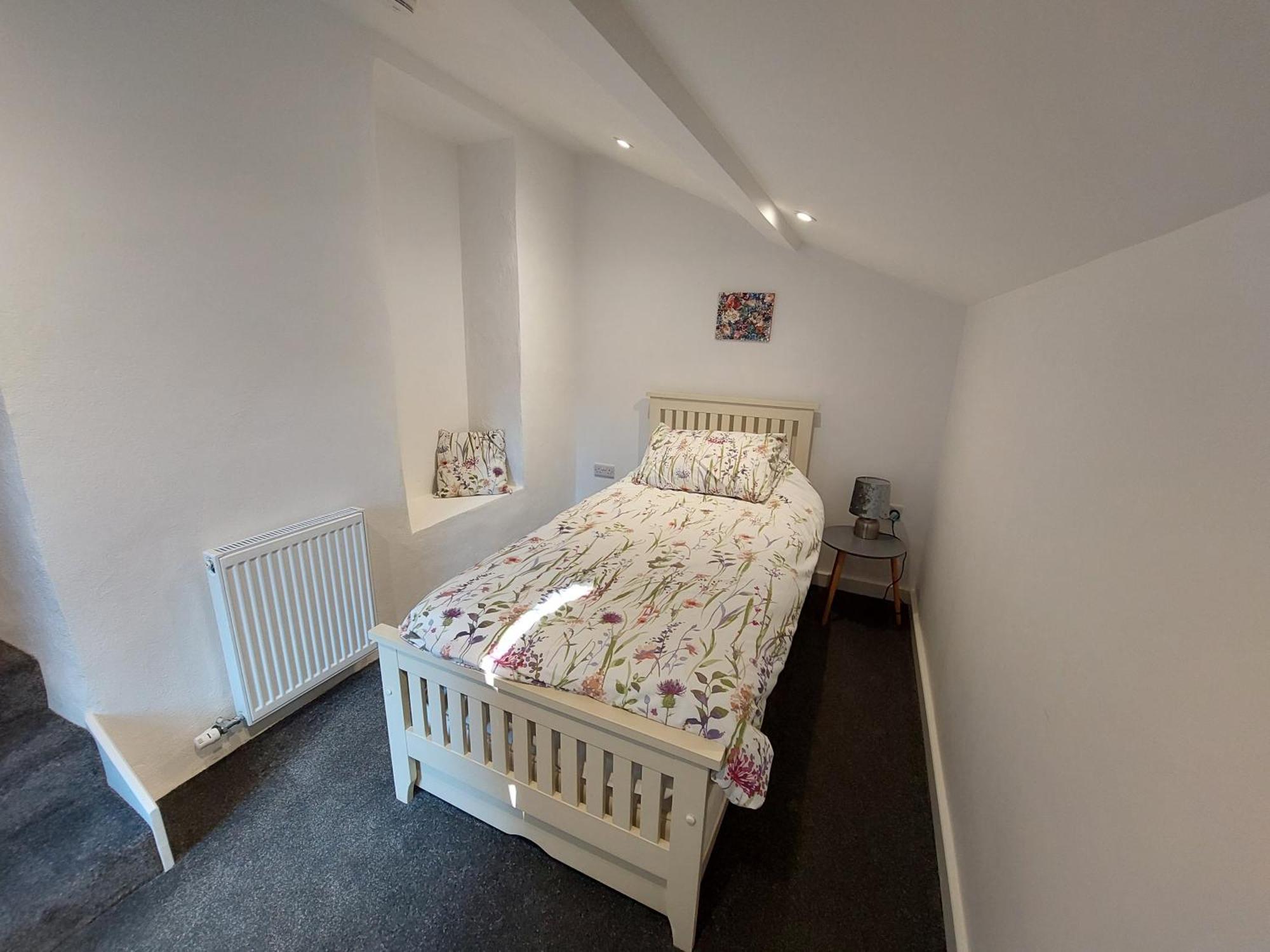 Swallows Rest - 3 Bedrooms - Nr Holiday home Looe