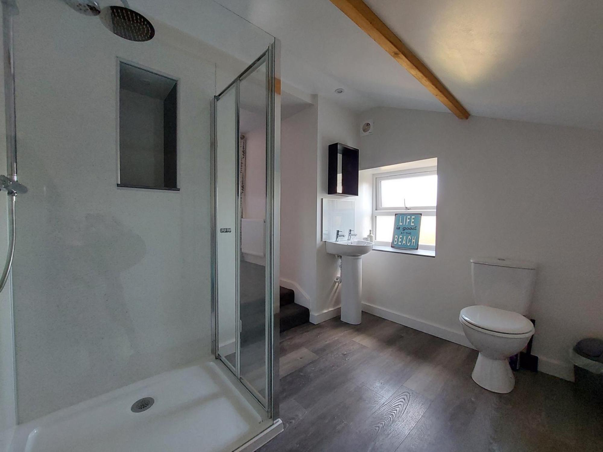 Holiday home Swallows Rest - 3 Bedrooms - Nr Looe
